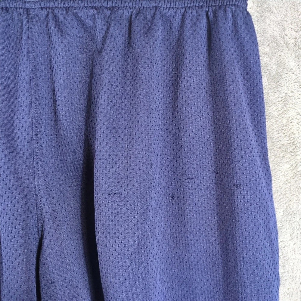 Under Armour flaws pictured